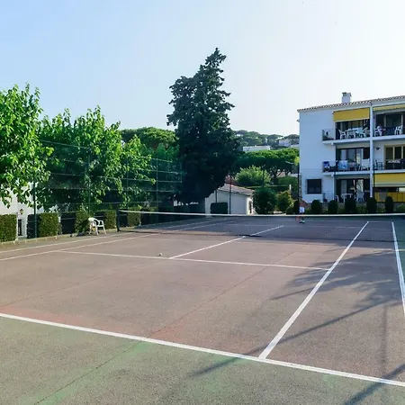 M-1 4 Pax Διαμέρισμα *