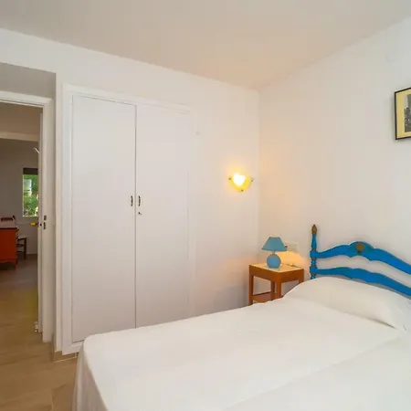 M-1 4 Pax * Calella De Palafrugell