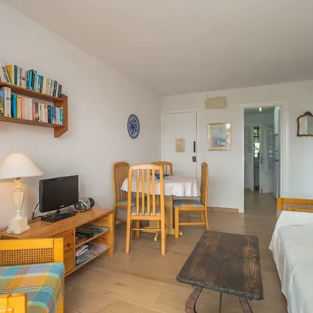 Apartment M-1 4 Pax *